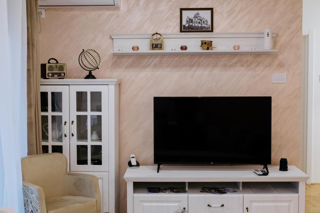 Apartman Kristina 4* Subotica Dış mekan fotoğraf